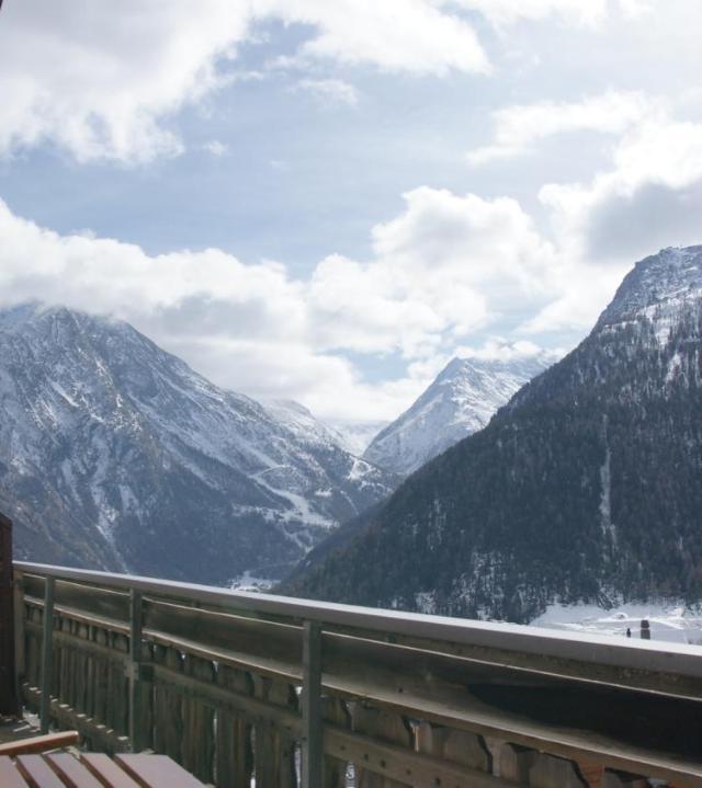 Mirador Auf Der Sonnenterrasse Von Saas-Fee