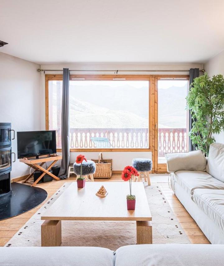 Superior Apartment with Balcony (2 sofa beds) - Free WiFi – Duplex Valcopin Val Thorens