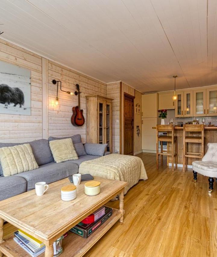 Superior Apartment (1 single bed and 2 bunk beds) - Free WiFi – Homency - Residence Helios G1