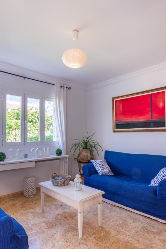 Can Content Villa with Pool & Garden – billede 2