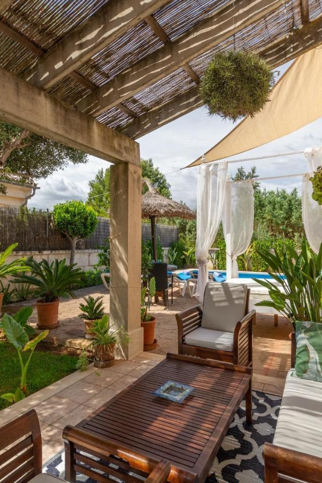 Can Content Villa with Pool & Garden – billede 6