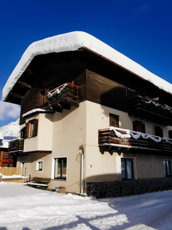 Two-Bedroom Apartment (1 sofa bed) - Free WiFi – Livigno Elisir Petit