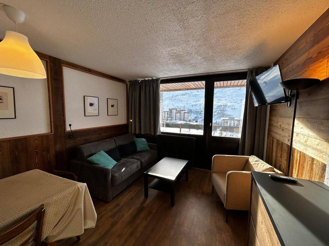 Appartement Au Pied Des Pistes Pour 4 Pers, Balcon Sud, Centre Des Menuires, Proche Commerces - Fr-1-452-184, Les Menuires