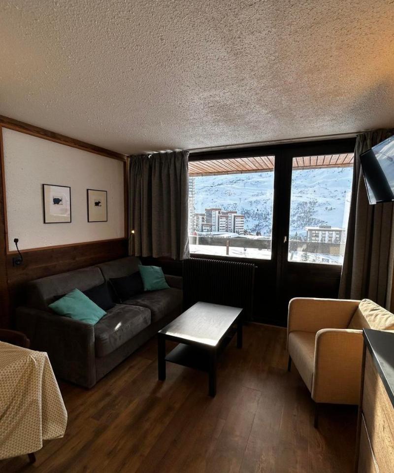 Appartement Au Pied Des Pistes Pour 4 Pers, Balcon Sud, Centre Des Menuires, Proche Commerces - Fr-1-452-184