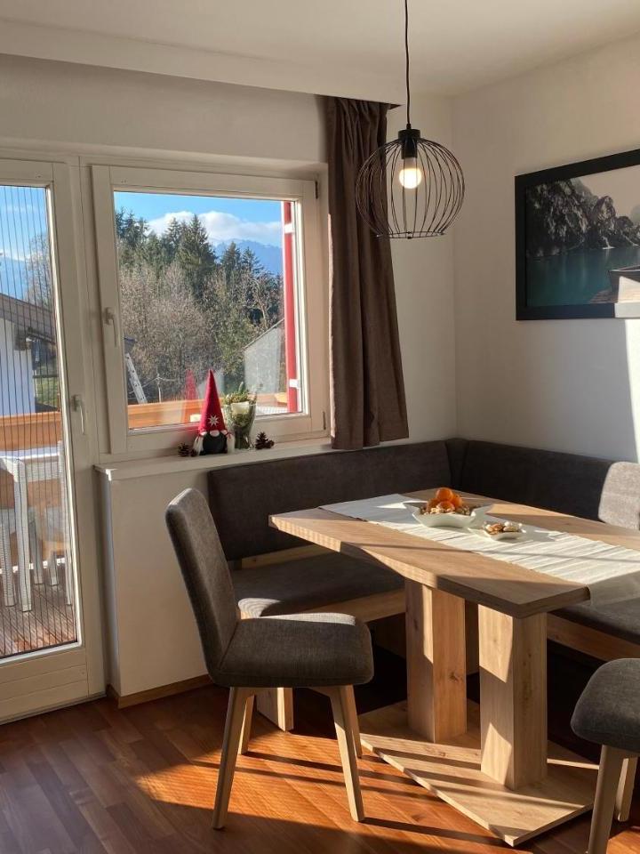 One-Bedroom Apartment with Shower (1 large bed) - Free WiFi – Wohnung Steixner