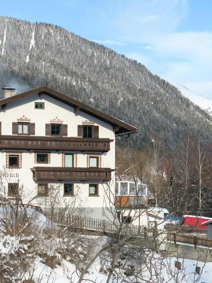 Apartment (1 sofa bed) - Free WiFi – Apartment Hof Am Schonbach-2 by Interhome