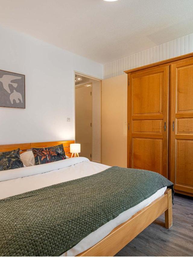 Residence Hauts de Chaviere, Ski In-Out with Wifi in Val Thorens, "V3" by Versant Collection