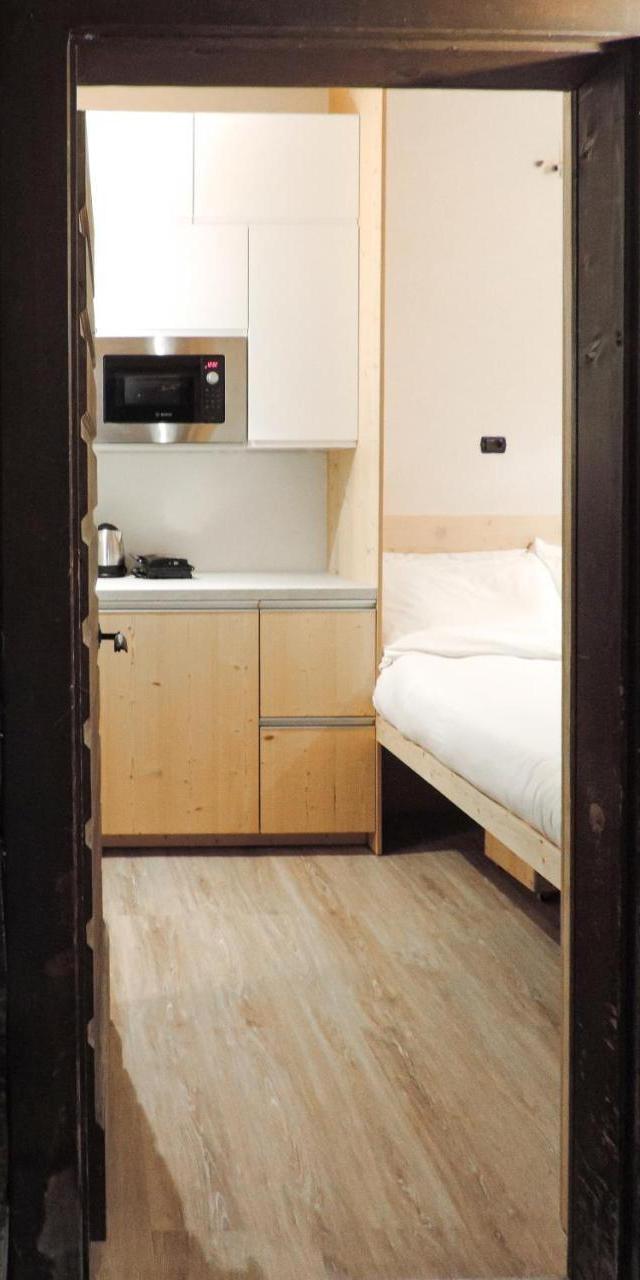 Stilla Mini Room