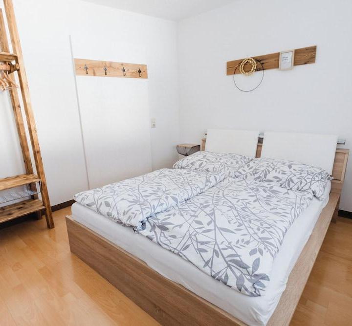 Basic Apartment, Mountain View, Garden Area (2 Queen Beds) – Appartement Peter