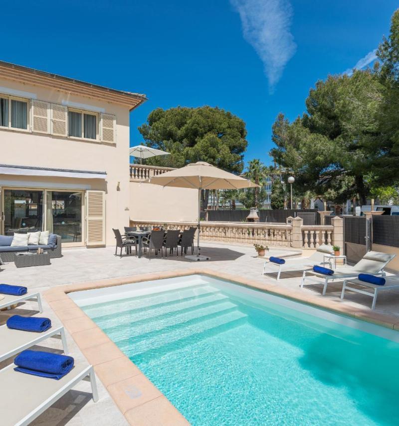 Ideal Property Mallorca - Villa Hilary