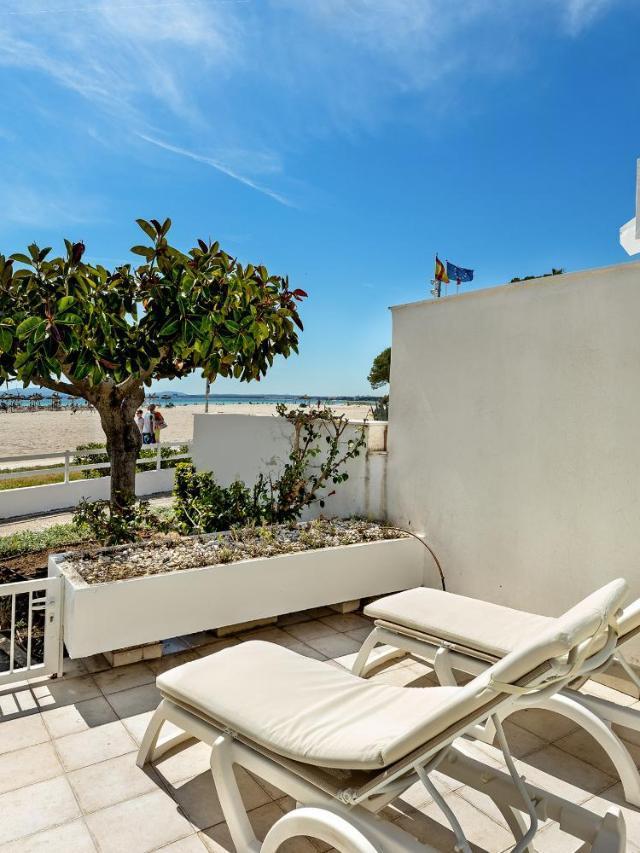 2 Bedrooms Apartment with Direct Access To the Beach Cbl5 – billede 2