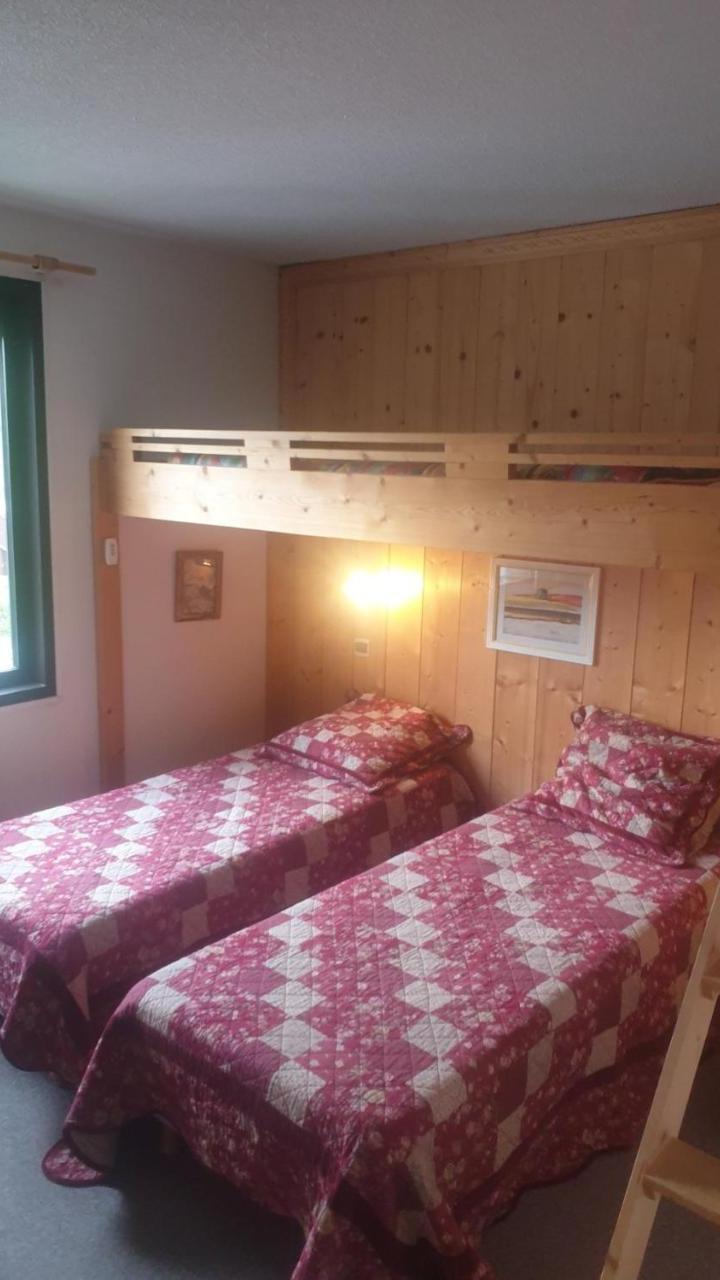 One-Bedroom Apartment (5 Adults) (1 single bed and 1 bunk bed) – Olympic Appartements Vti