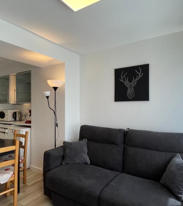 Homency - Residence Menandiere R1