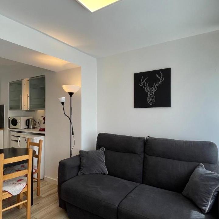 Studio Apartment (2 bunk beds) – Homency - Residence Menandiere R1