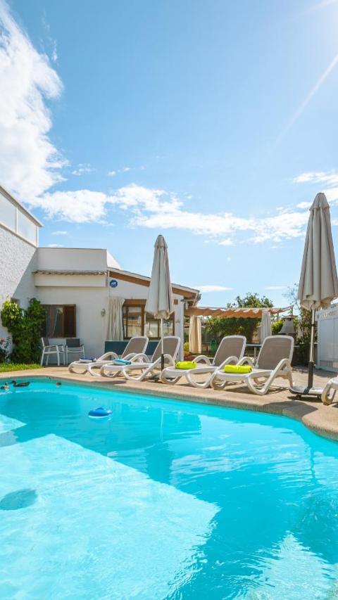 Casa Luna a 700m de la Playa En Puerto Alcudia – Alcúdia