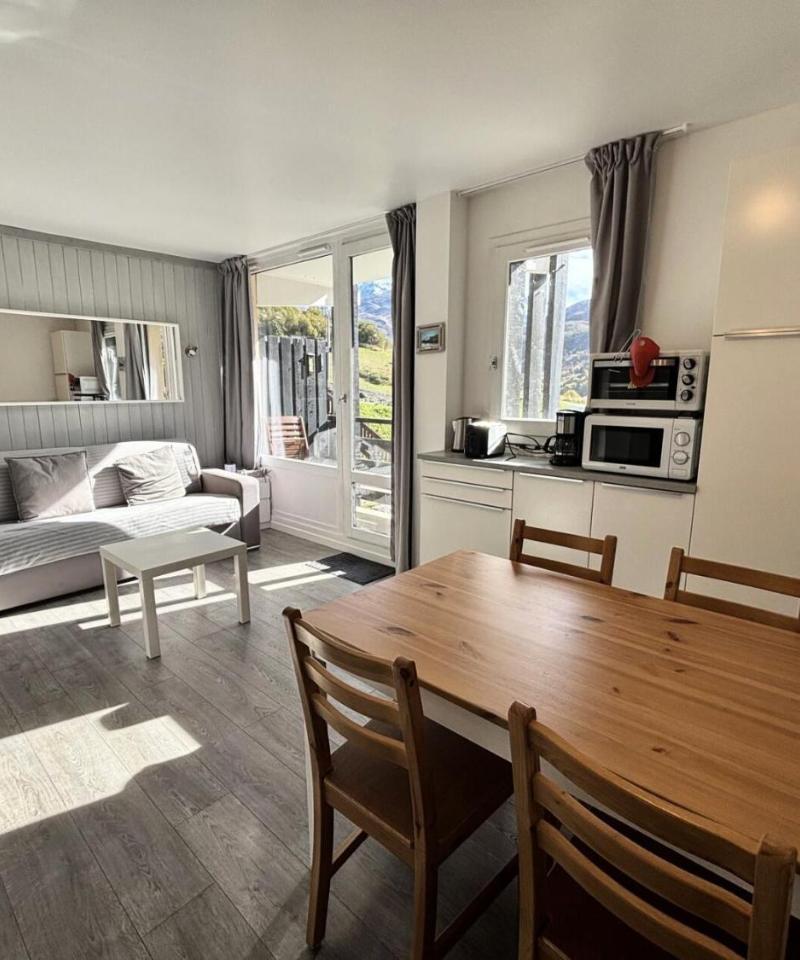 Residence Villaret - Studio Cabine Avec Cuisine Equipee Et Vue Sur Les Pistes Pour 4 Personnes Mae-4194