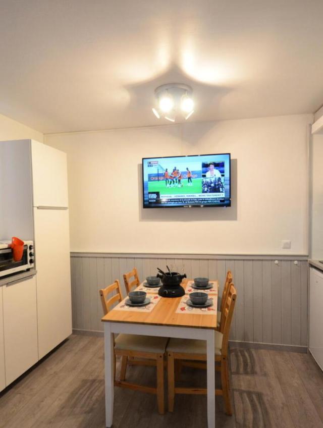 Residence Villaret - Studio Cabine Avec Cuisine Equipee Et Vue Sur Les Pistes Pour 4 Personnes Mae-4194 – bild 2