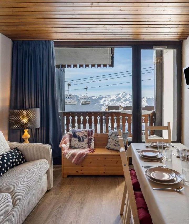 Apartment (1 double bed) – Ski-In Chalet-Style View Flat - Residence Les Eterlous