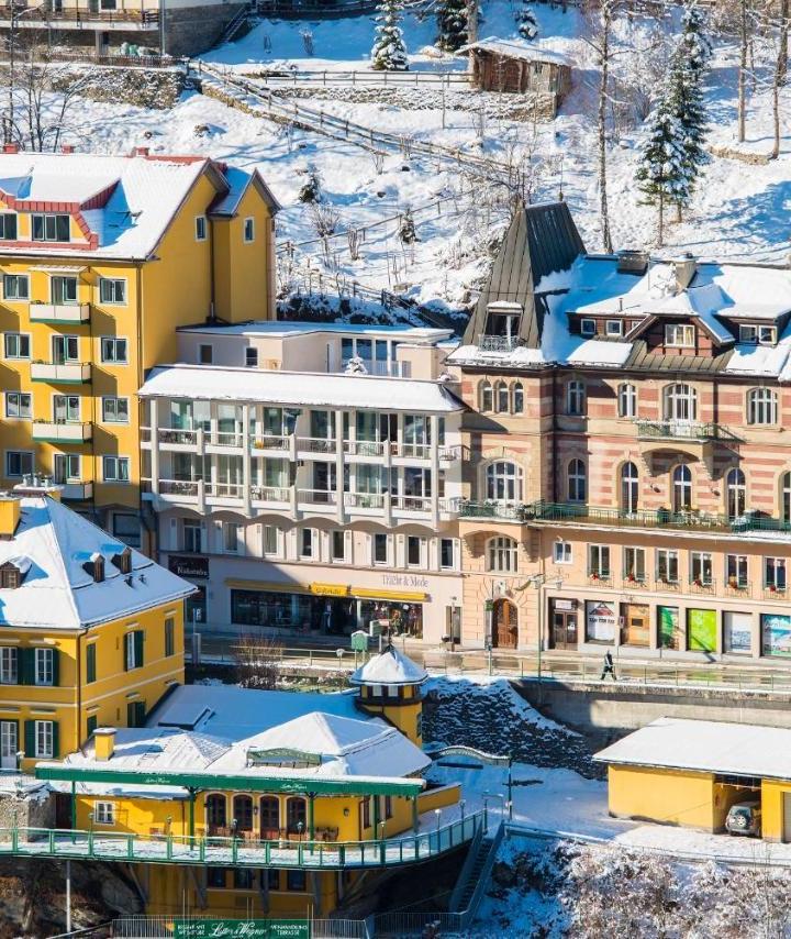 Standard Apartment, 3 Bedrooms, Mountain View (3 Double Beds and 2 Twin Beds) – Alpen Travel Residenz Lothringen