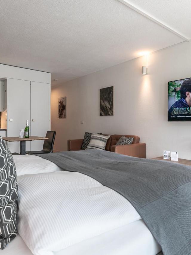 Spirit Apartments - Studio #3 - Balkon - Parkplatz – billede 3