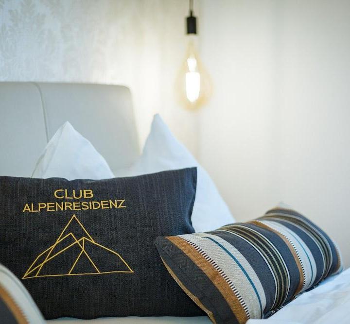 Studio Apartment (1 large bed) - Free WiFi – Club Alpenresidenz Gastein
