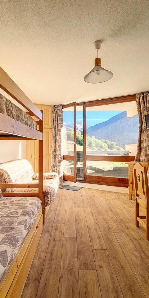 Residence Caron - Studio Lumineux · Depart Et Retour Skis Aux Pieds · Balcon Mae-2734 – Les Menuires