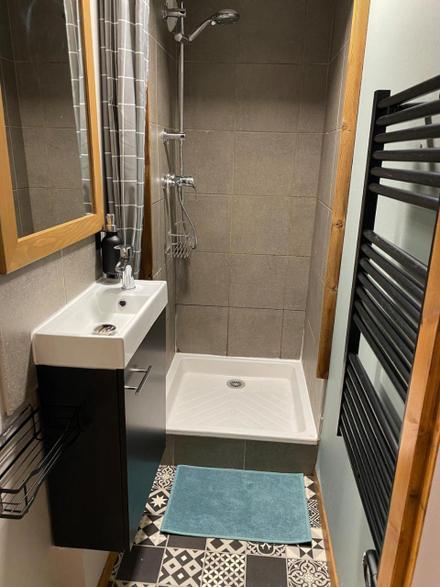 Alpe D'huez 6 Personnes 2 Sde Avec Draps, Serviettes de Toilette Et Wifi – bild 1