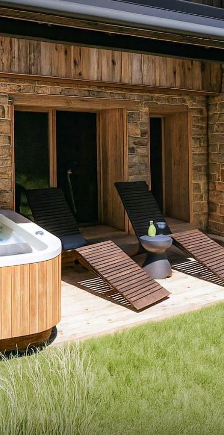 Chalet (1 extra-large double bed) - Free WiFi – Chalet Ferret - Ovo Network