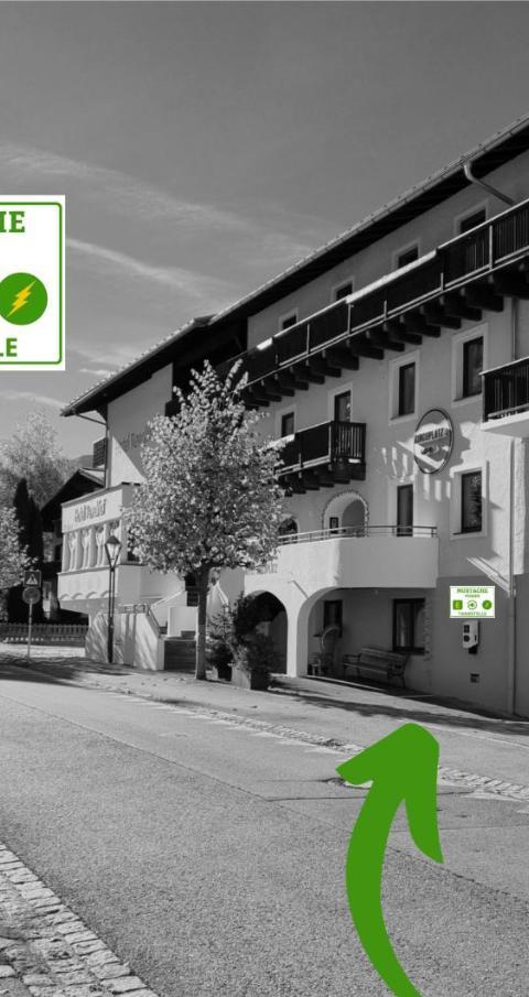 Hotel Pension Kirchplatz – St. Anton