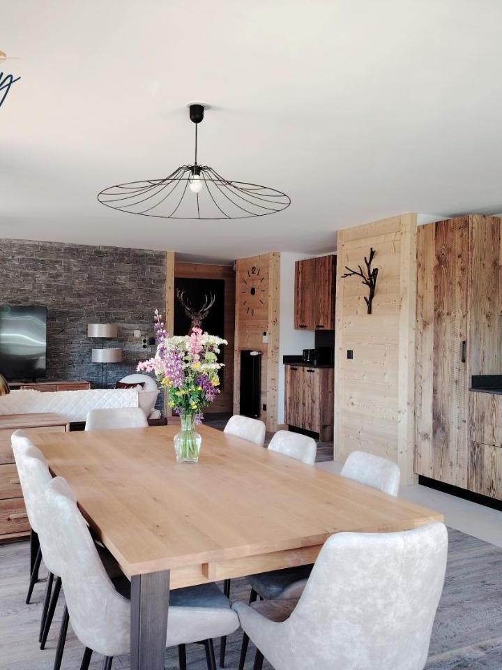Three-Bedroom Apartment with Mountain View (4 bunk beds) - Free WiFi – Homency - Residence Cachemire A205