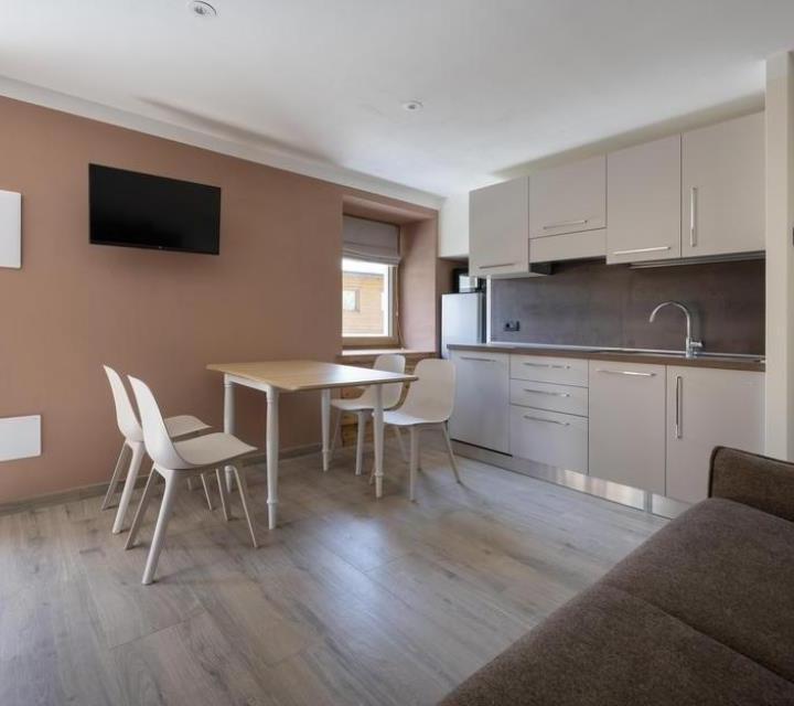 TWO-ROOMS APARTMENT – Appartamenti Alpinea