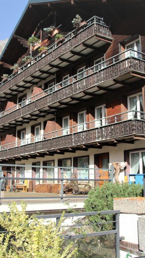 Self-Service Guesthouse Berggeist – Saas Fee