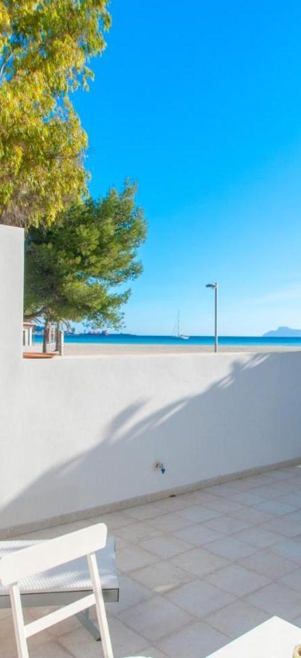 Apartment Oiza Sand Castles 23 at Alcudia Beach, Wifi And Aircon – billede 1