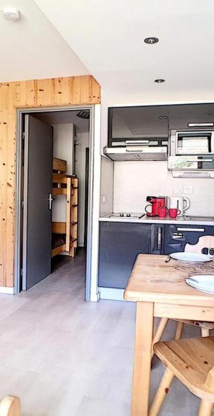 Studio – Residence Median - Studio Renove · Proche Des Pistes · Balcon Mae-1754