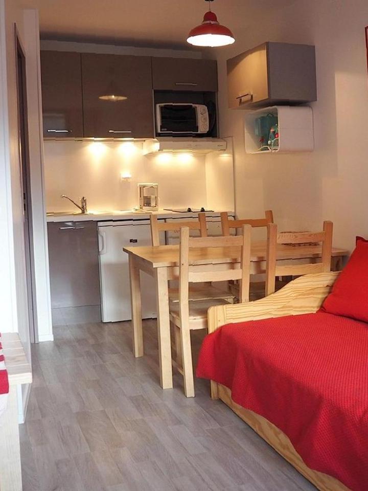 Apartment – Appartement Renove 2 Pieces, Skis Aux Pieds, Balcon Sud-Ouest - Fr-1-344-877