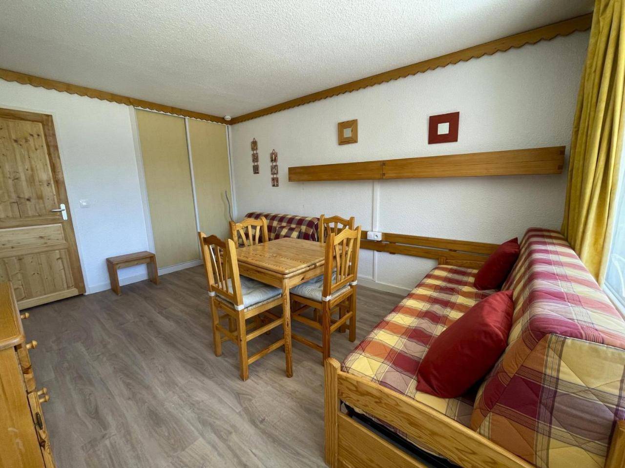 Studio Economique Pour 4 Pers a la Croisette - Vue Pistes - Fr-1-452-13, Les Menuires