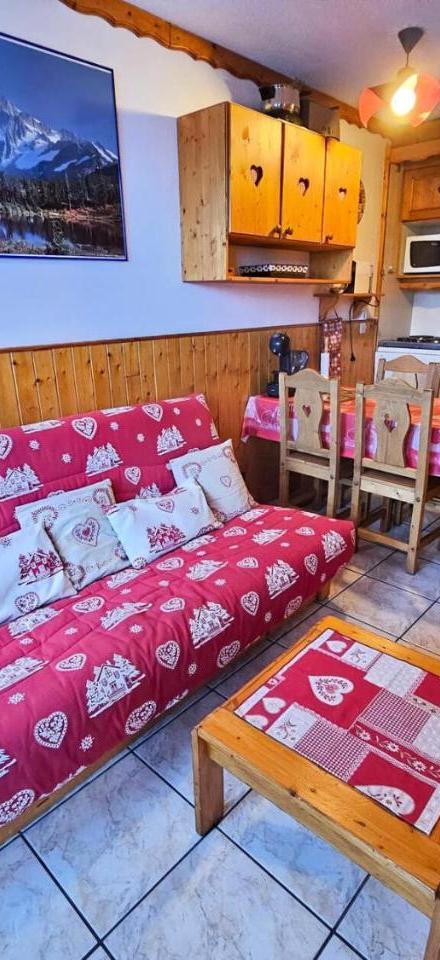 Studio – Residence Villaret - Grand Studio 4 Personnes Aux Pieds Des Pistes, Vue Montagne. Mae-8891