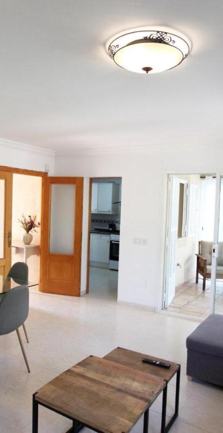 Villa Beach Alcudia, Lovely House with Jacuzzi – billede 2