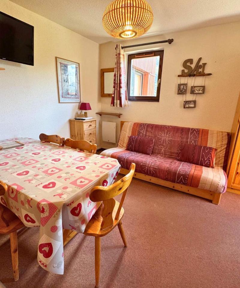 Charmant Appartement Pour 5, Ski Aux Pieds, Bien Equipe, Proche Commerces Et Piscine a Les Bruyeres - Fr-1-452-237