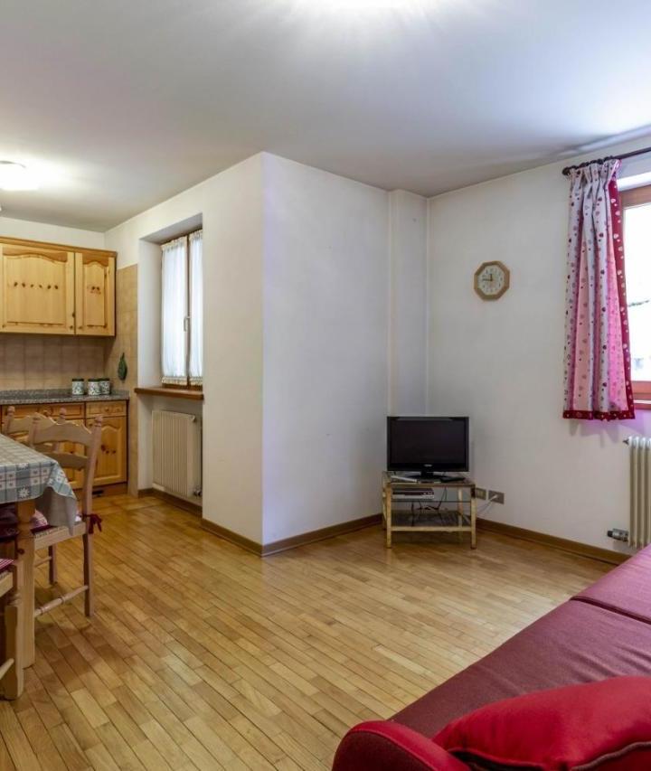 Three-Bedroom Loft Apartment (1 single bed and 1 bunk bed) – Col Rodella - Canazei