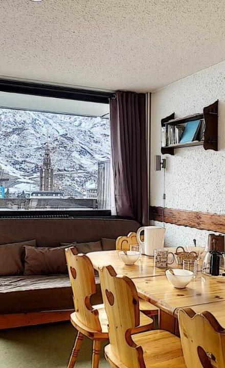 Appartement – Residence Aravis - Appartement Spacieux · Depart Et Retour Ski Aux Pieds · Balcon Vue Montagnes Mae-3704