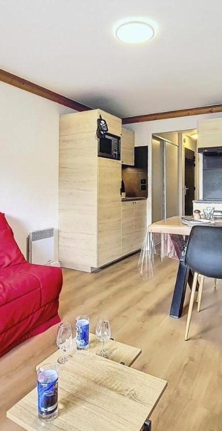 Appartement - Free WiFi – Residence Valmonts a - Appartement Agreable · Balcon Sud · Pied Des Pistes Mae-6511