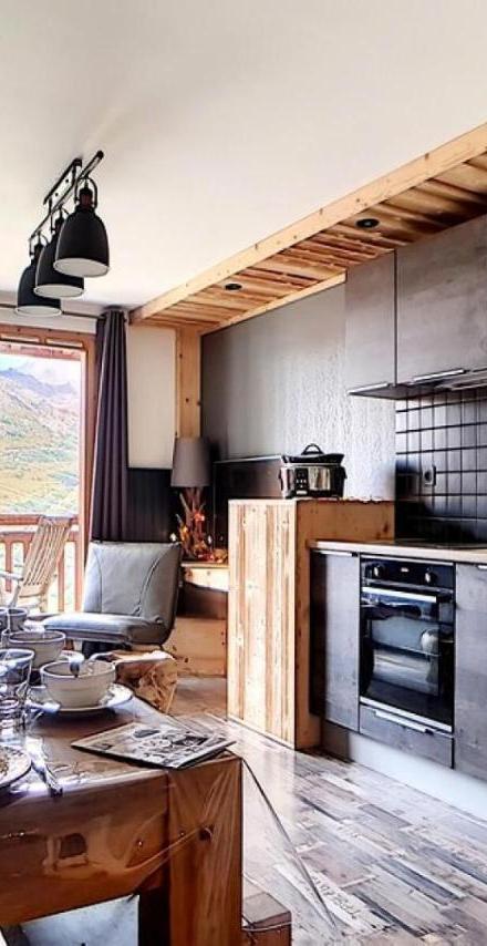 Appartement – Residence Valmonts a - Appartement Duplex Renove · Depart Ski Aux Pieds · Balcon Mae-9904