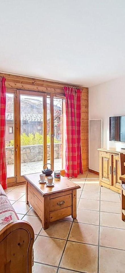 Apartment - Free WiFi – Residence Hameau Des Airelles - Appartement Spacieux. Proche Des Pistes. Terrasse Mae-4683