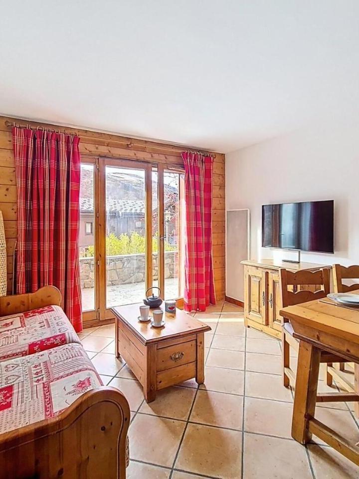Apartment - Free WiFi – Residence Hameau Des Airelles - Appartement Spacieux. Proche Des Pistes. Terrasse Mae-4683