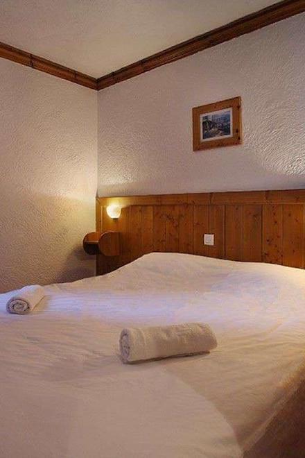 Apartment (6 persons / Mezzanine) (4 Twin Beds and 1 Double Bed) – Chalet Des Neiges - Residence Hermine