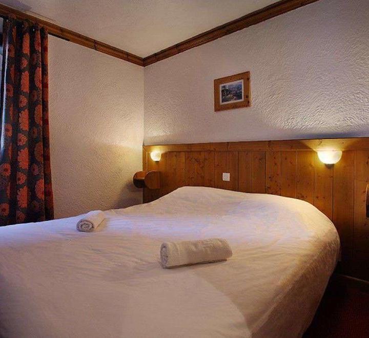 Apartment (6 persons / Mezzanine) (4 Twin Beds and 1 Double Bed) – Chalet Des Neiges - Residence Hermine