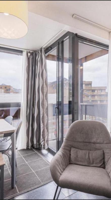 Two-Bedroom Apartment (1 sofa bed) – Apt Confortable Centre Station Face Aux Pistes de Val Thorens