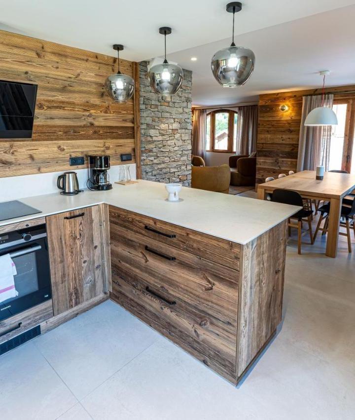 Superior Apartment (1 large bed) - Free WiFi – Chalet Azureva Le Bettaix