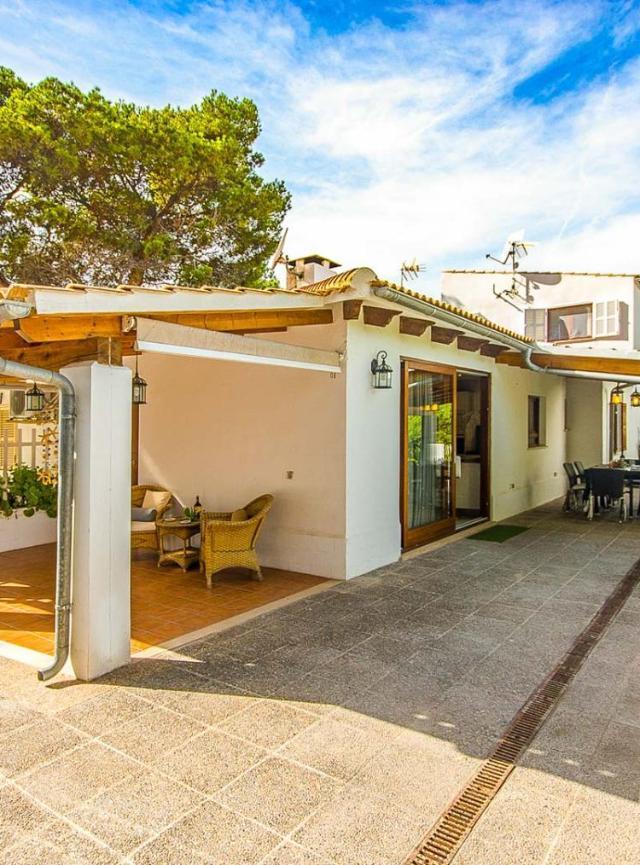 Casa de Los Pinos